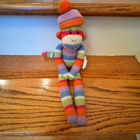 Seasons of Cannon Falls Vintage Sock Monkey Magnetic Hands Feet 2009 Rainbow - Picture 1 of 16